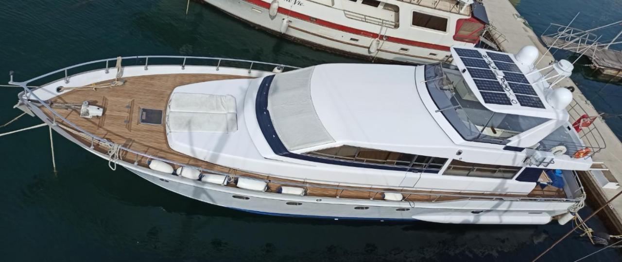 Hotel Riti Yacht Kalkara Exterior foto